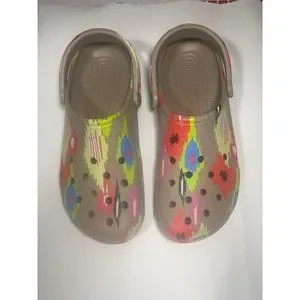 CROCS | Shoes | Crocs Men Classic Clog Size 2 Brown  display picture 2